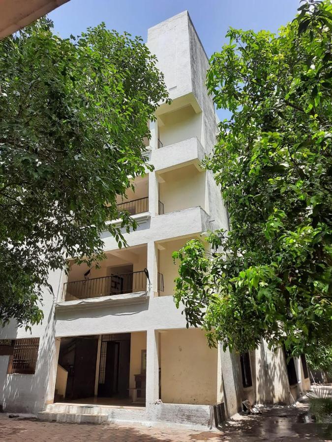 The Palm View Daman Exterior photo